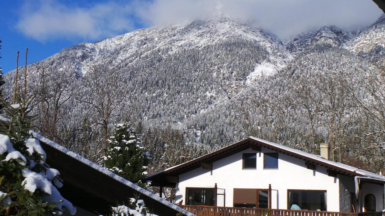 Yeti Lux - Family Garden Lodge Garmisch-Partenkirchen Buitenkant foto